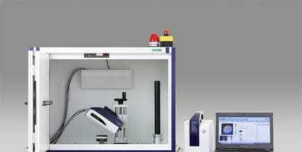 Side by side image of Pulstec's Cosine Alpha equipment and software